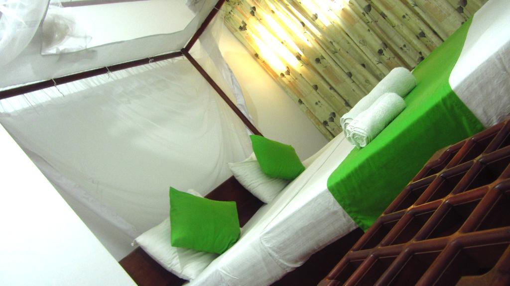 Ocean Voyage Tangalle Exterior foto