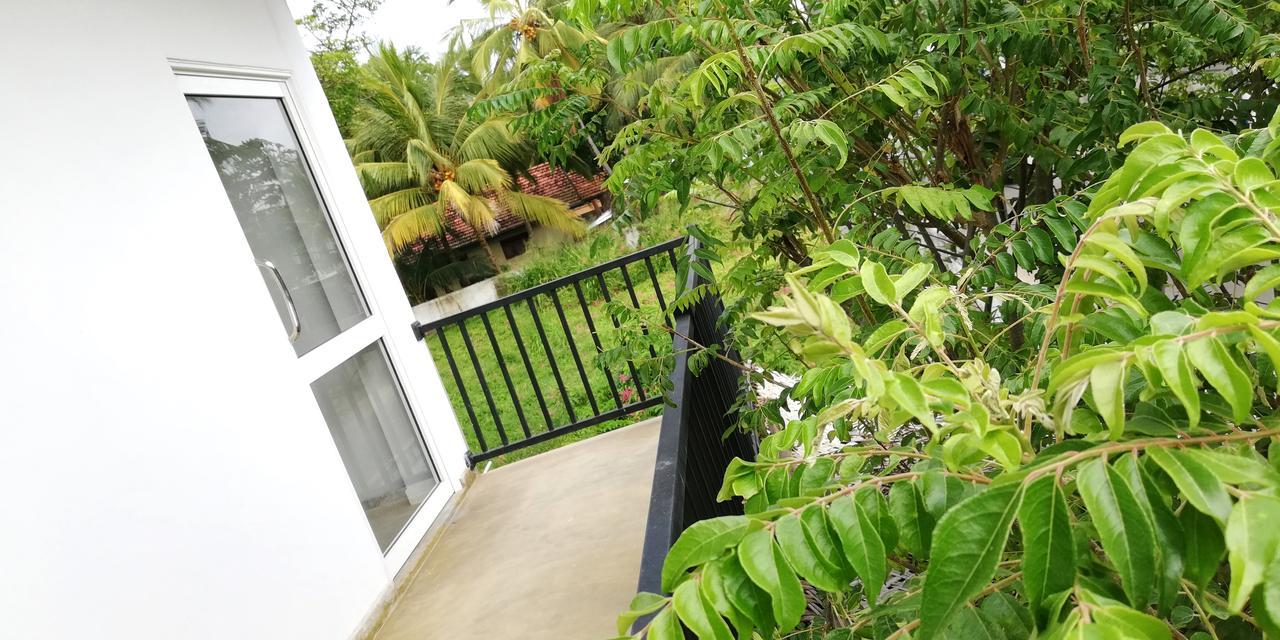 Ocean Voyage Tangalle Exterior foto