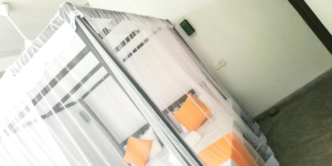 Ocean Voyage Tangalle Exterior foto